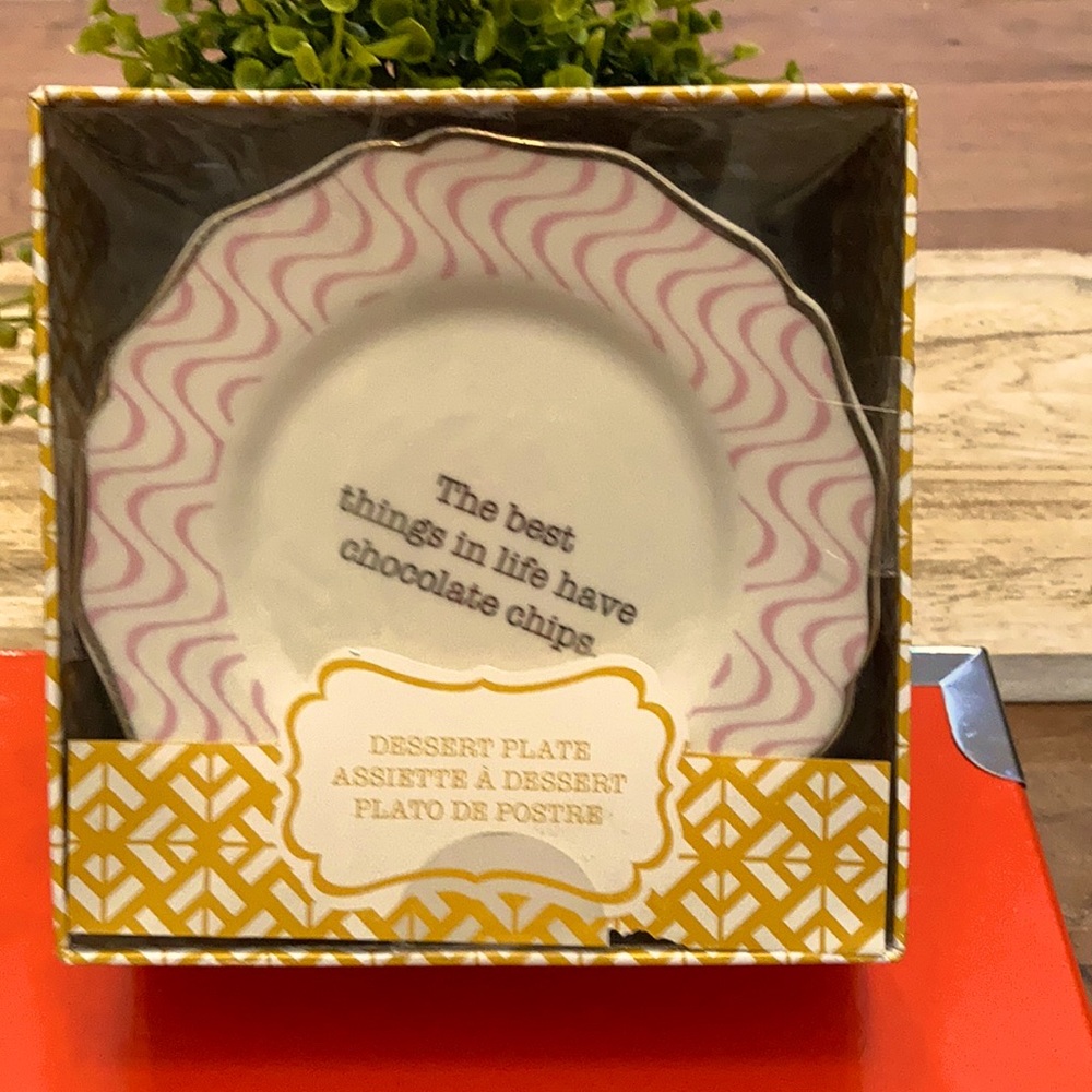 Dessert Plates 4 Pieces